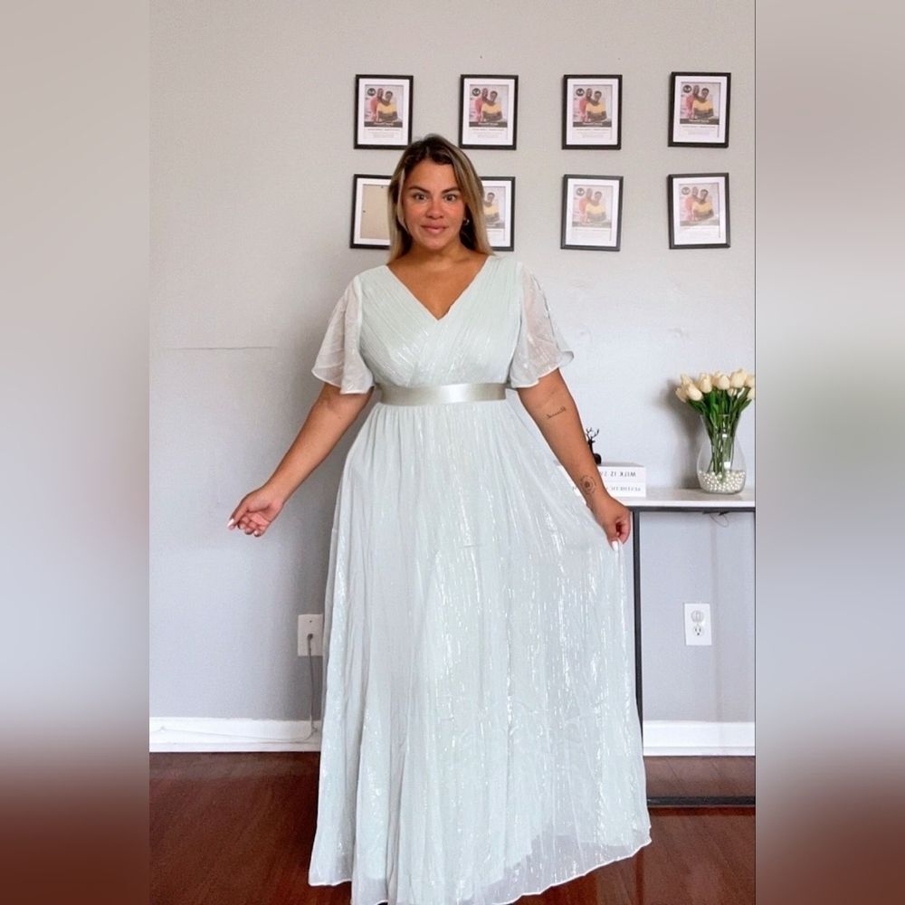 Plus Size Formal Dress - Chiffon V Neck Bridesmaid Wedding Guest Party Short
